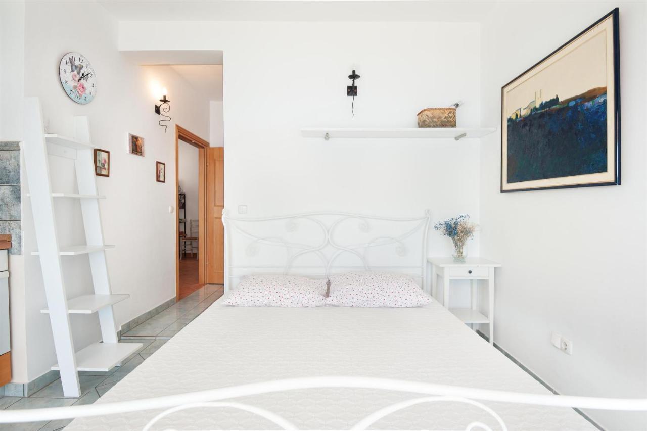 Apartments Gordana Lokva Rogoznica Eksteriør billede
