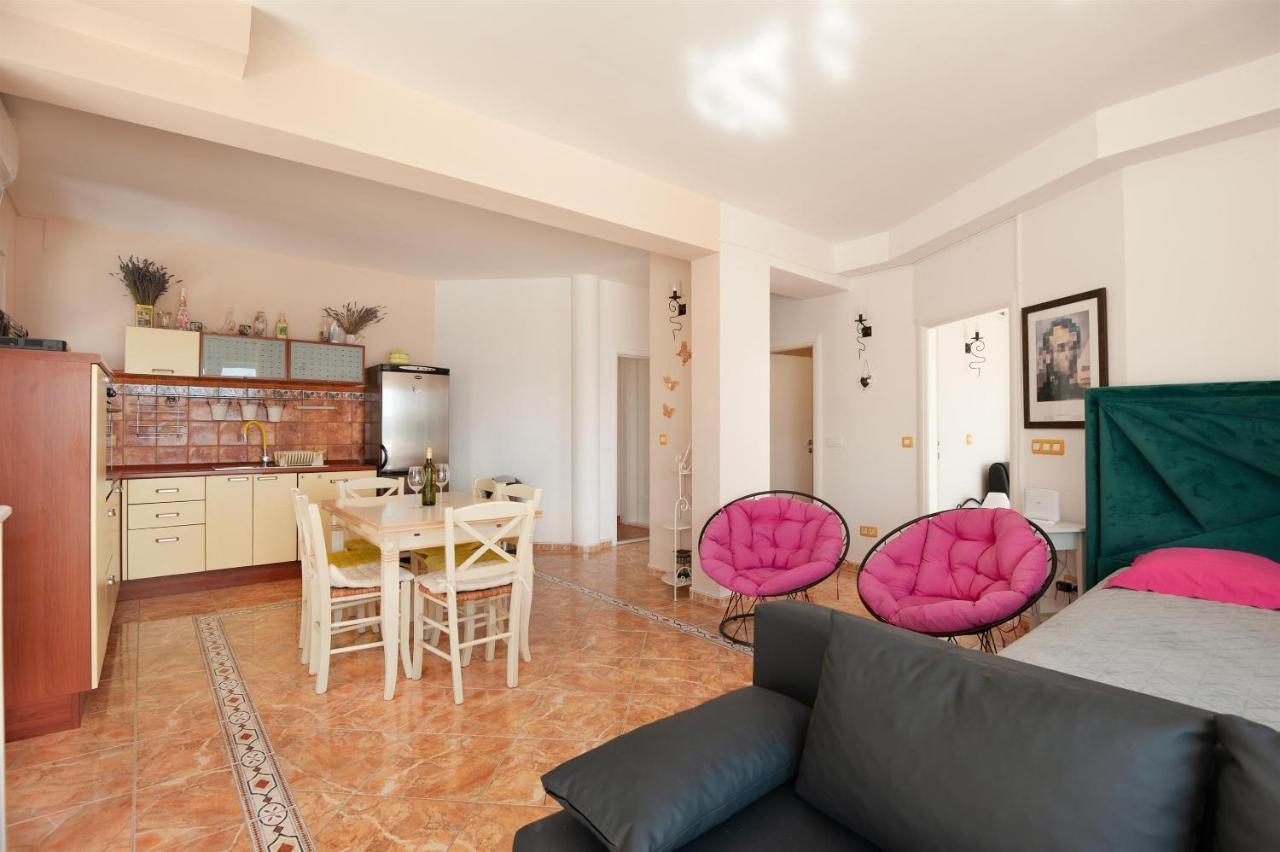 Apartments Gordana Lokva Rogoznica Eksteriør billede